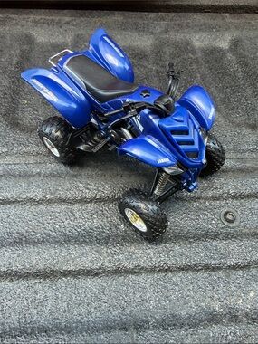2001 yamaha raptor 660r 1:12 diecast